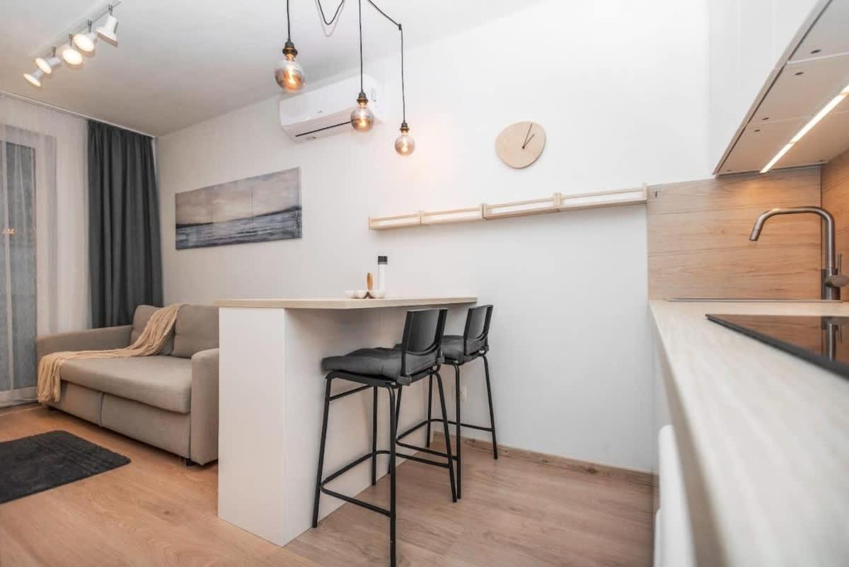 City Center Apartment - Modern & Elegant Bratislava Dış mekan fotoğraf